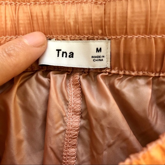 TNA light pink retro shorts with side stripes - Picture 4 of 5